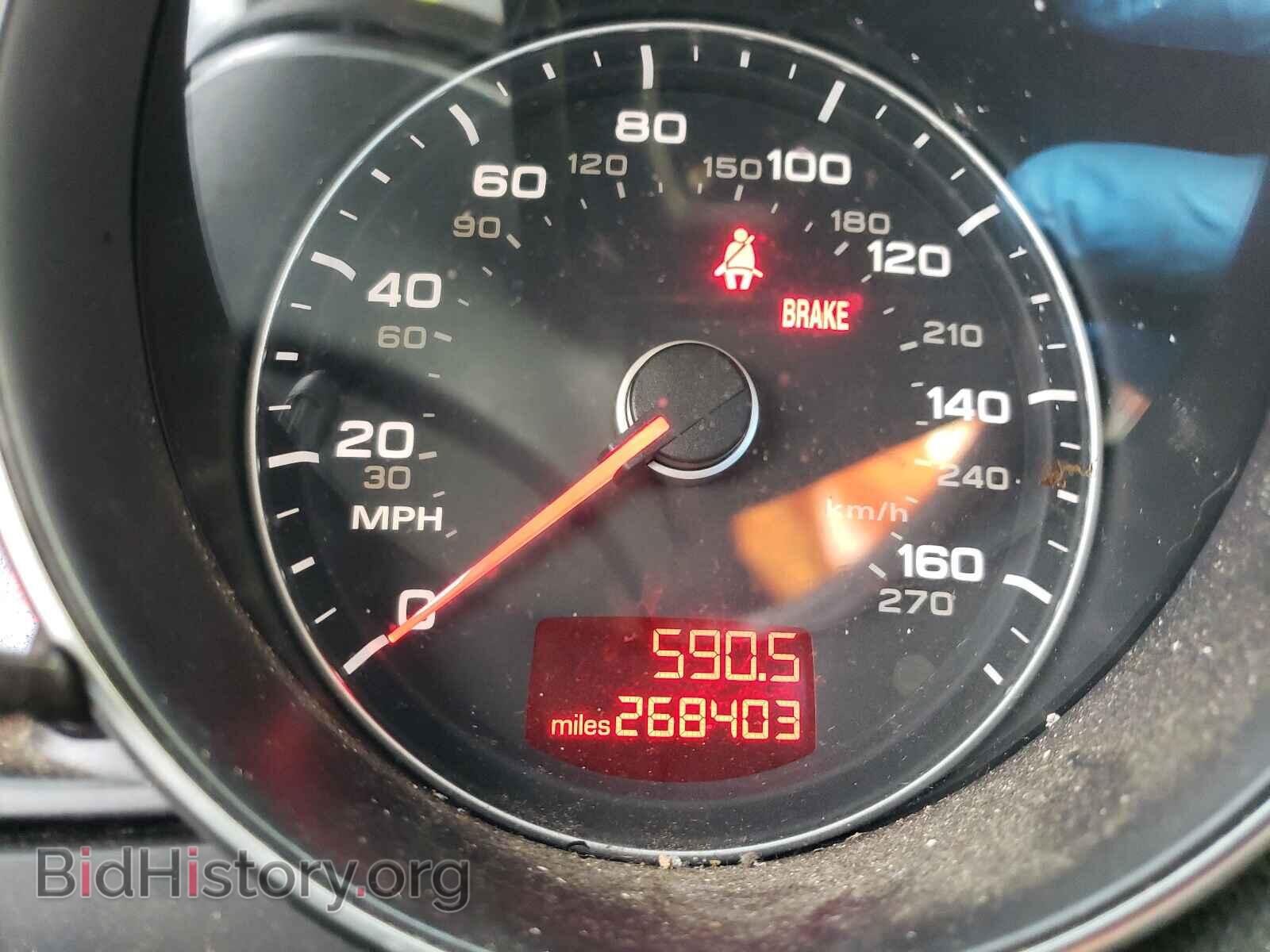 2008 AUDI TT - VIN: TRUDD38J681001556 - Фото 8