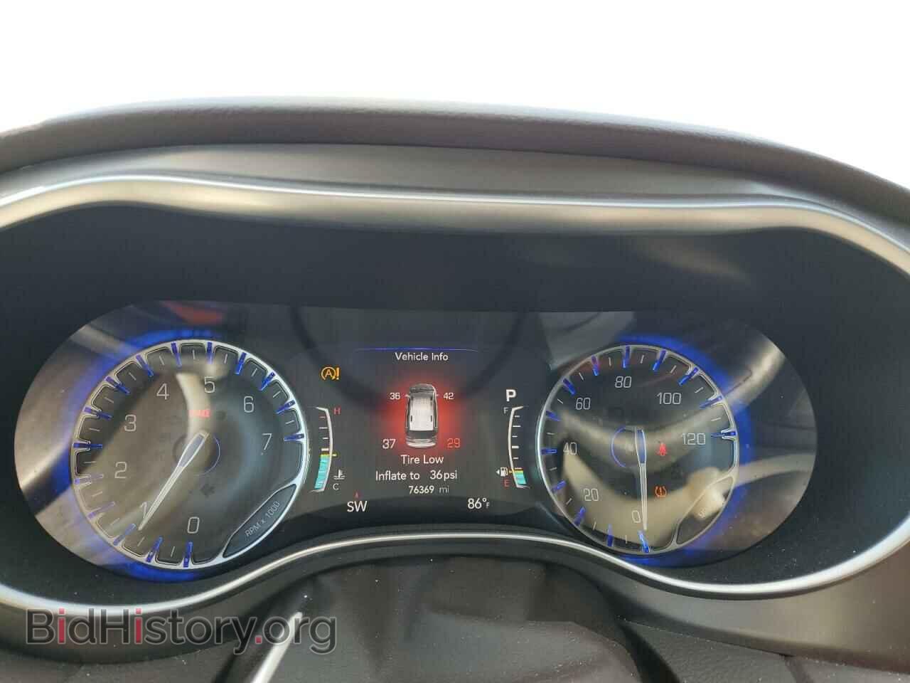 2018 CHRYSLER PACIFICA - VIN: 2C4RC1EG2JR166960 - Фото 9