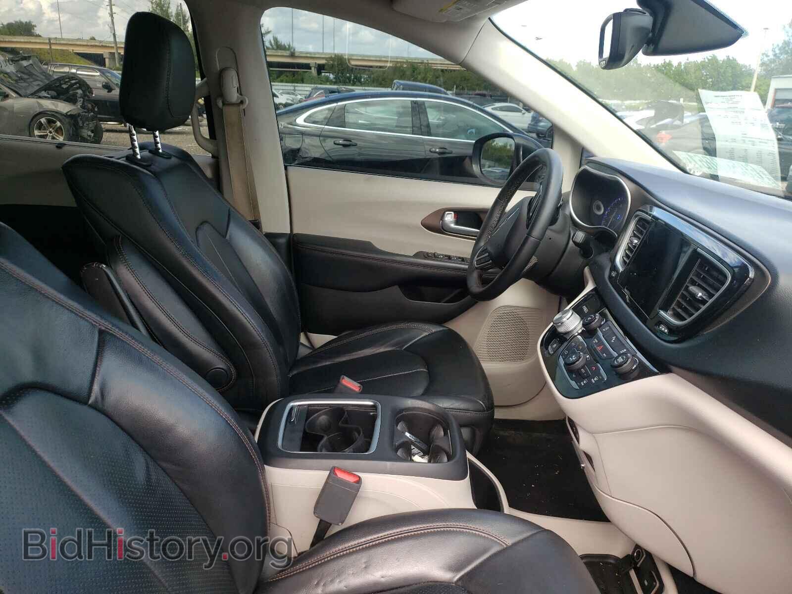 2017 CHRYSLER PACIFICA - VIN: 2C4RC1EG2HR804263 - Photo 5