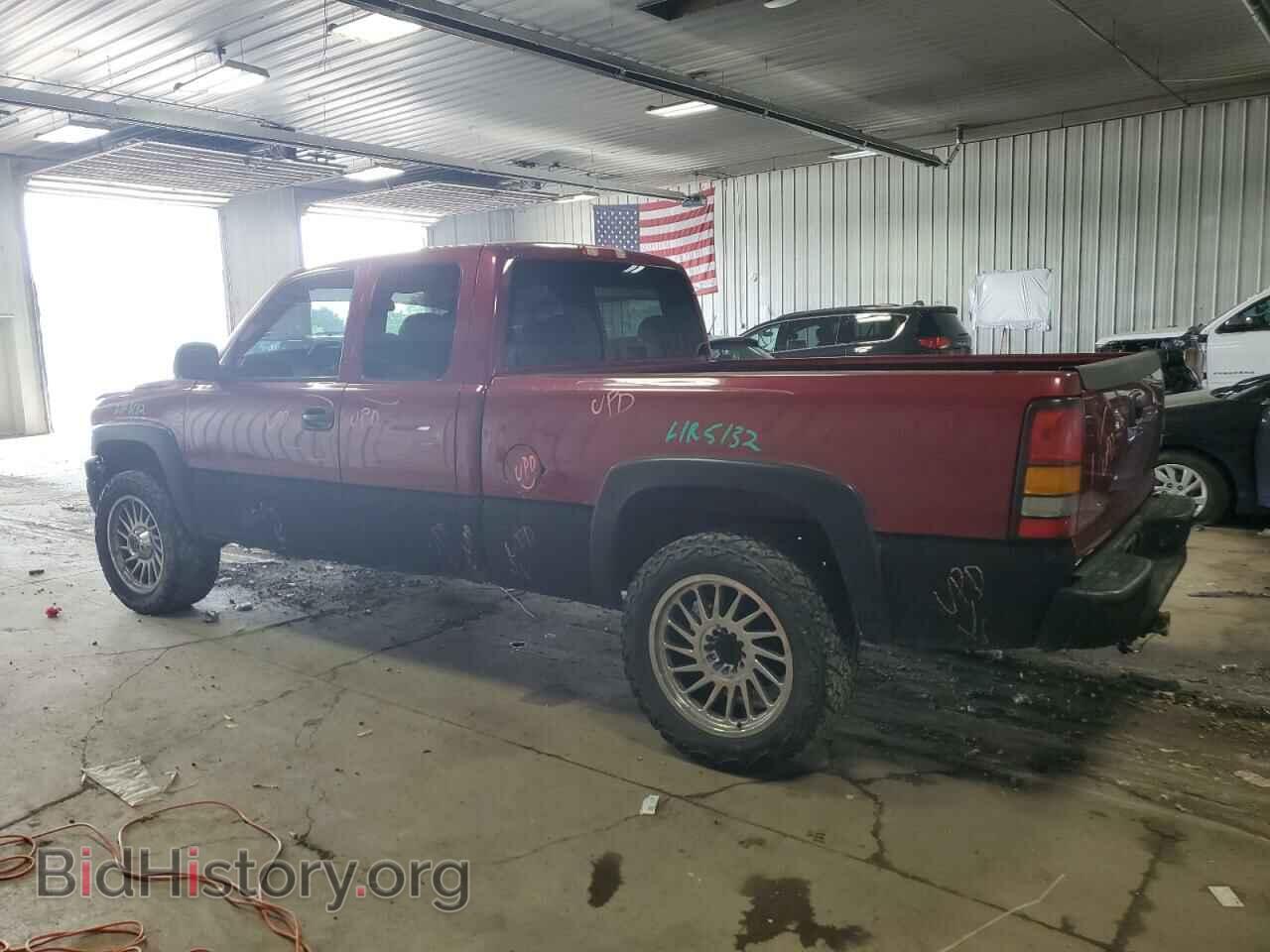 2005 GMC SIERRA - VIN: 1GTEK19B75Z281162 - Фото 2