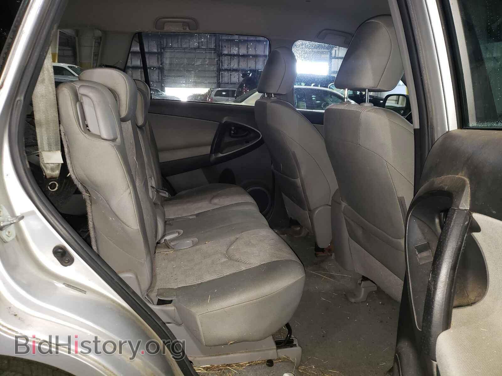 2011 TOYOTA RAV4 - VIN: 2T3BF4DV4BW111489 - Фото 6