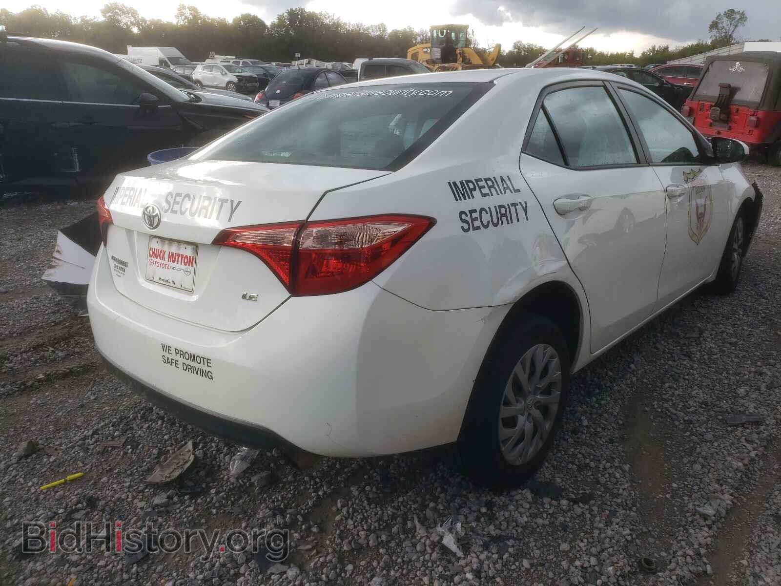 2017 TOYOTA COROLLA - VIN: 2T1BURHEXHC776851 - Фото 4