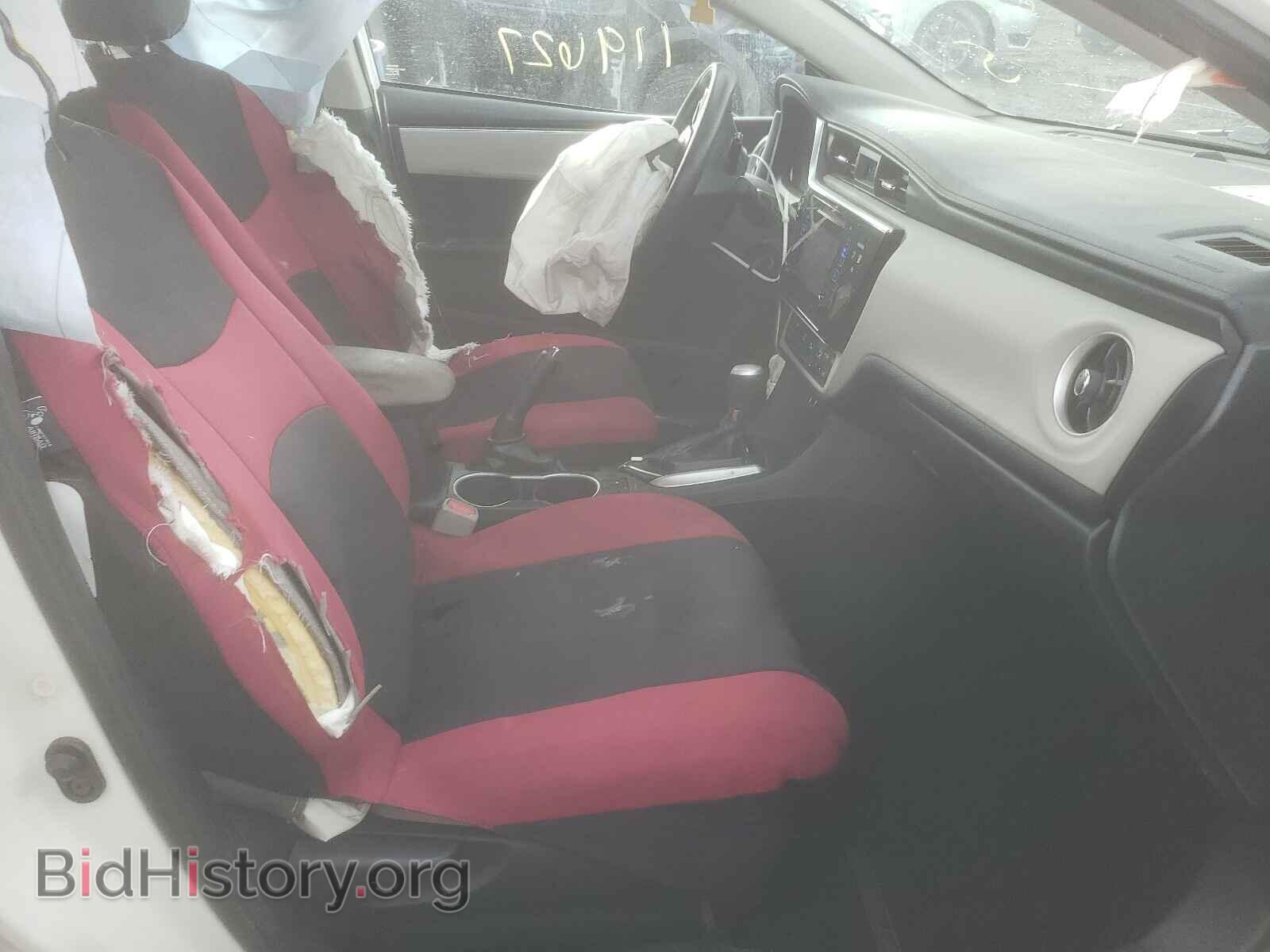 2017 TOYOTA COROLLA - VIN: 2T1BURHEXHC776851 - Фото 5