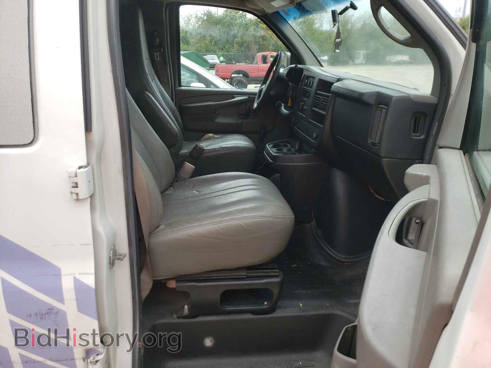 2012 GMC SAVANA - VIN: 1GTW7FCA7C1152028 - Фото 5
