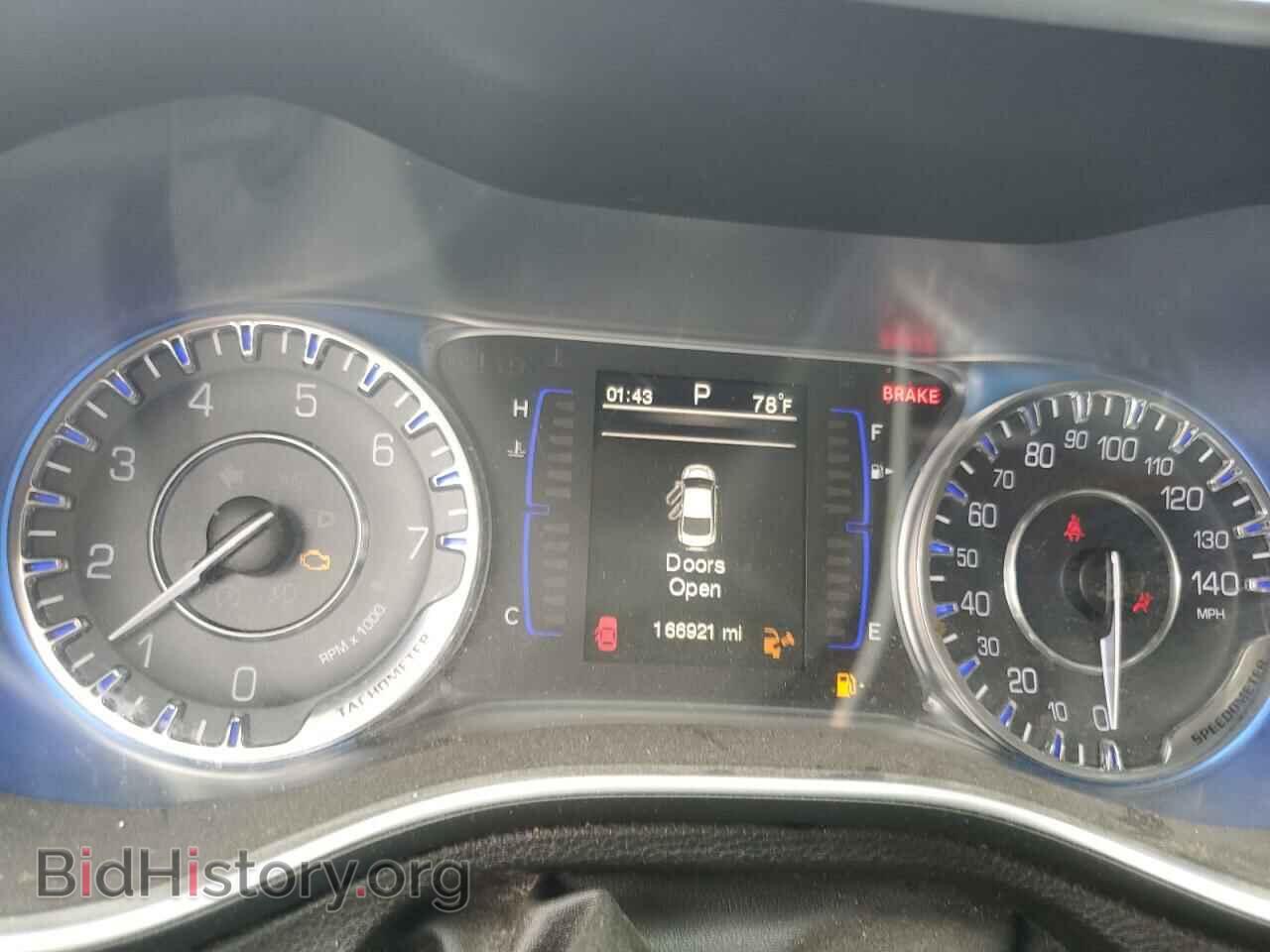 2015 CHRYSLER 200 - VIN: 1C3CCCABXFN722811 - Фото 9