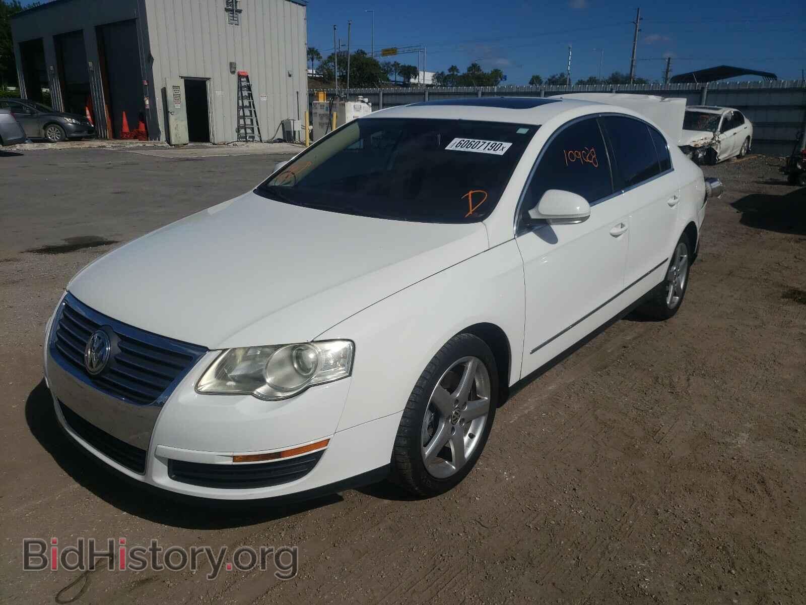 2008 VOLKSWAGEN PASSAT - VIN: WVWAK73C08P082425 - Фото 2