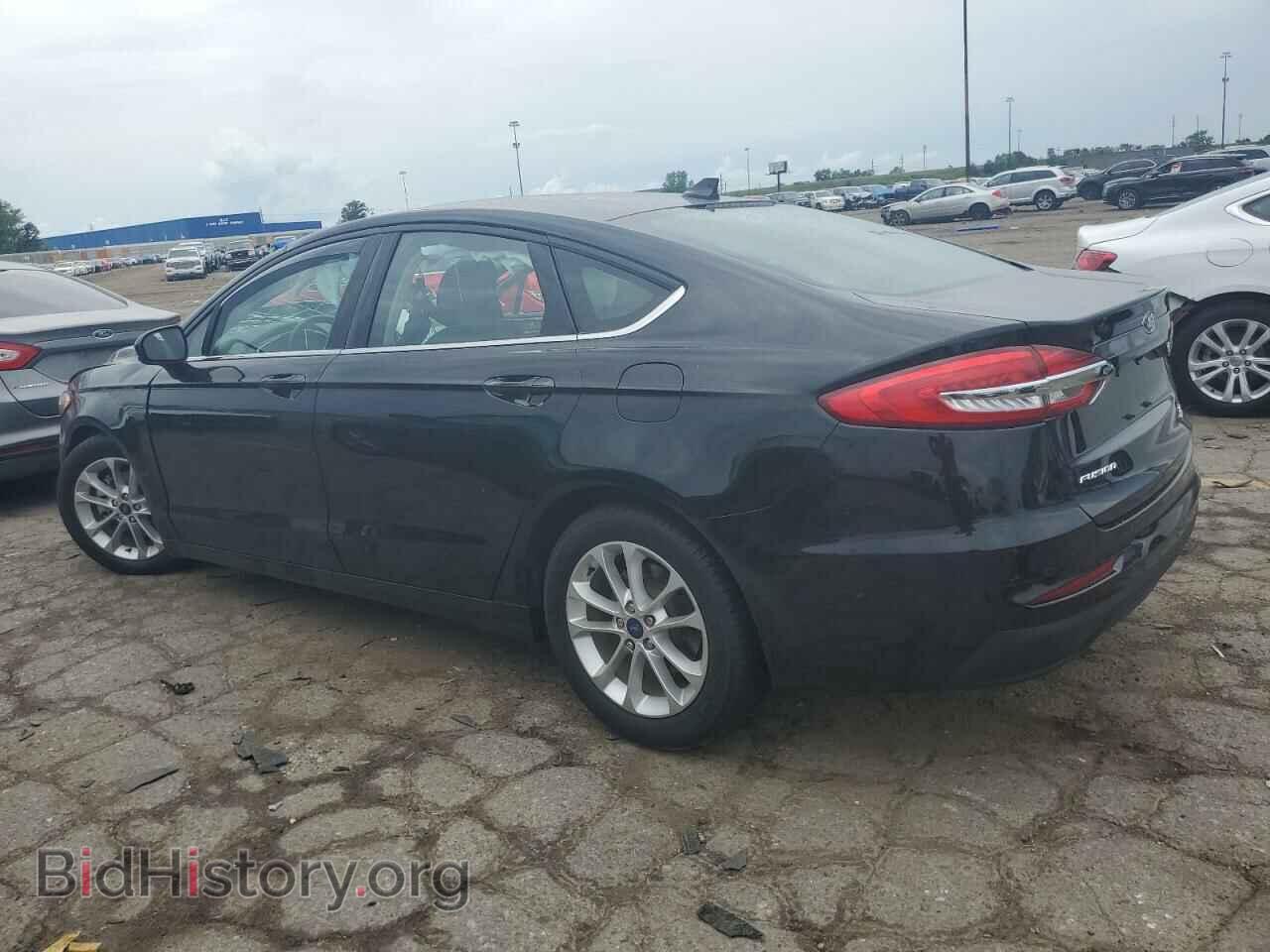2019 FORD FUSION - VIN: 3FA6P0HD9KR268115 - Фото 2