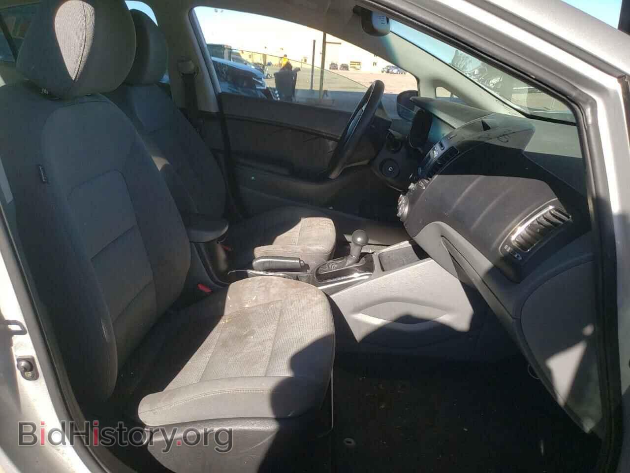 2017 KIA FORTE - VIN: 3KPFK4A70HE114459 - Фото 5