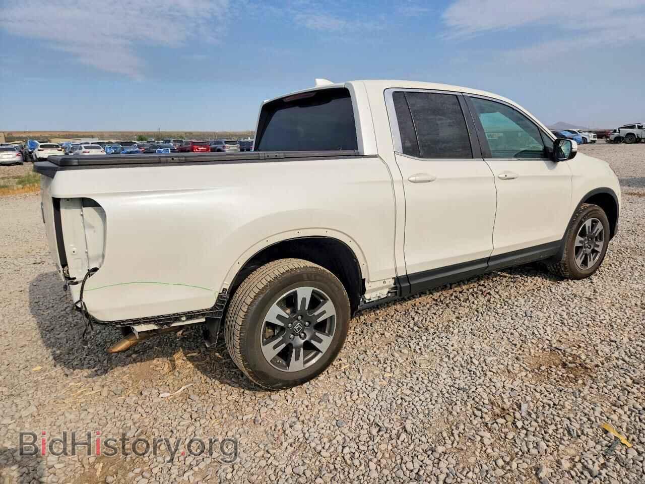 2017 HONDA RIDGELINE - VIN: 5FPYK3F59HB010841 - Photo 3