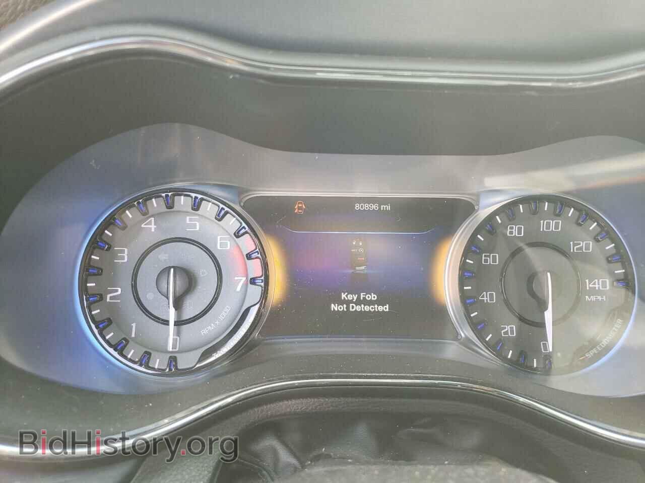 2016 CHRYSLER 200 - VIN: 1C3CCCBB5GN112332 - Фото 9