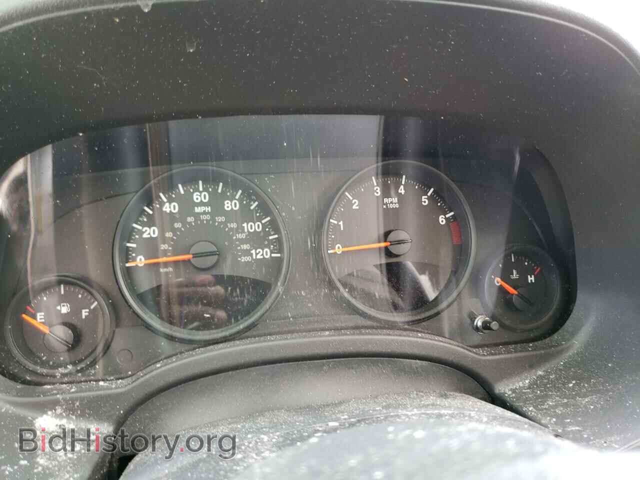 2011 JEEP COMPASS - VIN: 1J4NF1FB2BD278942 - Photo 8