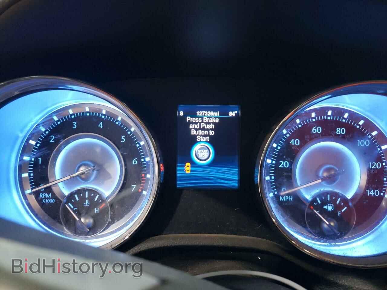 2014 CHRYSLER 300 - VIN: 2C3CCAAG2EH380438 - Фото 9