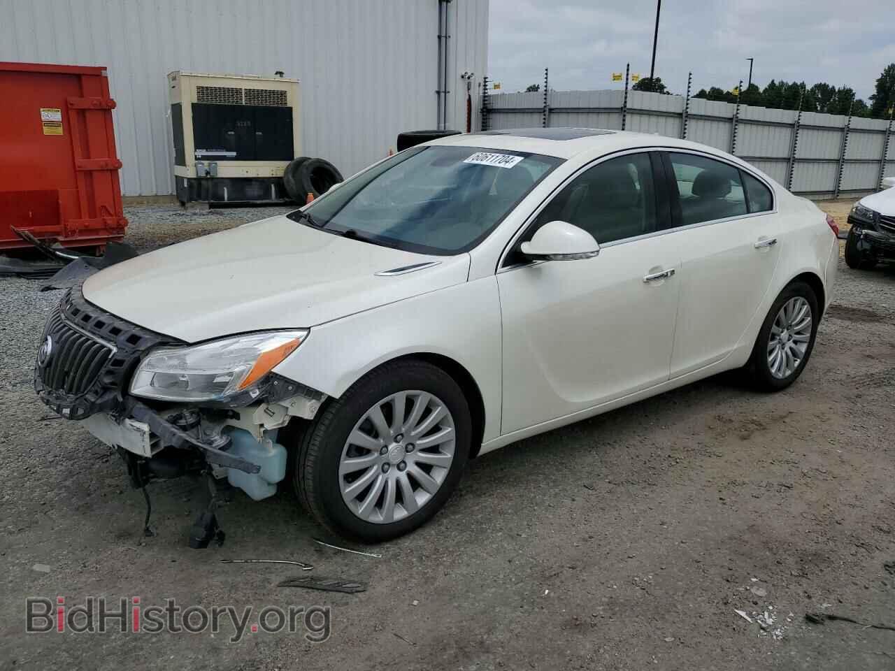 Photo 2G4GS5EV4C9215414 - BUICK REGAL 2012
