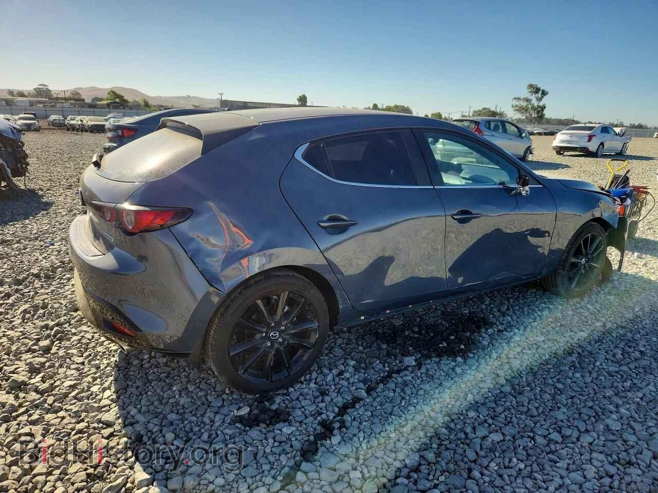 2025 MAZDA 3 - VIN: JM1BPBLM2S1777646 - Photo 3