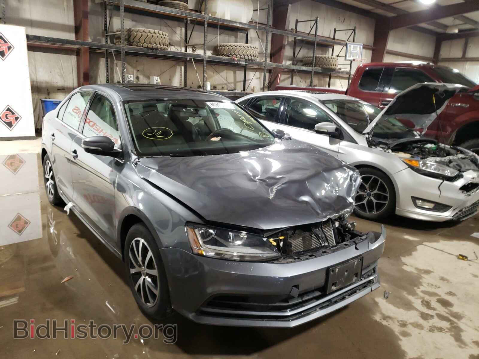 Фотография 3VWB67AJ8HM398524 - VOLKSWAGEN JETTA 2017