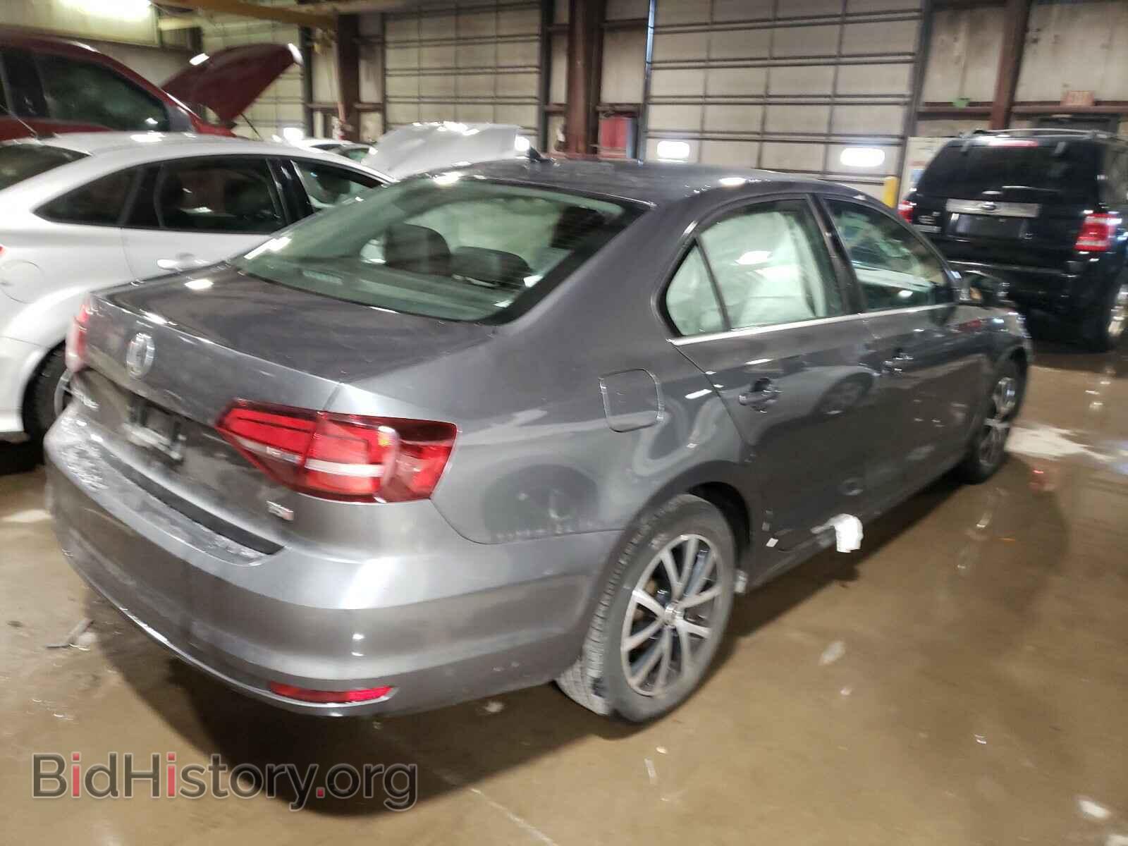 2017 VOLKSWAGEN JETTA - VIN: 3VWB67AJ8HM398524 - Фото 4