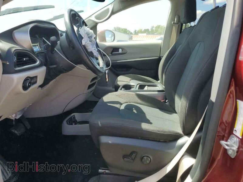 2020 Chrysler PACIFICA (VIN 2C4RC1FG3LR210997) — photo 7 of 13