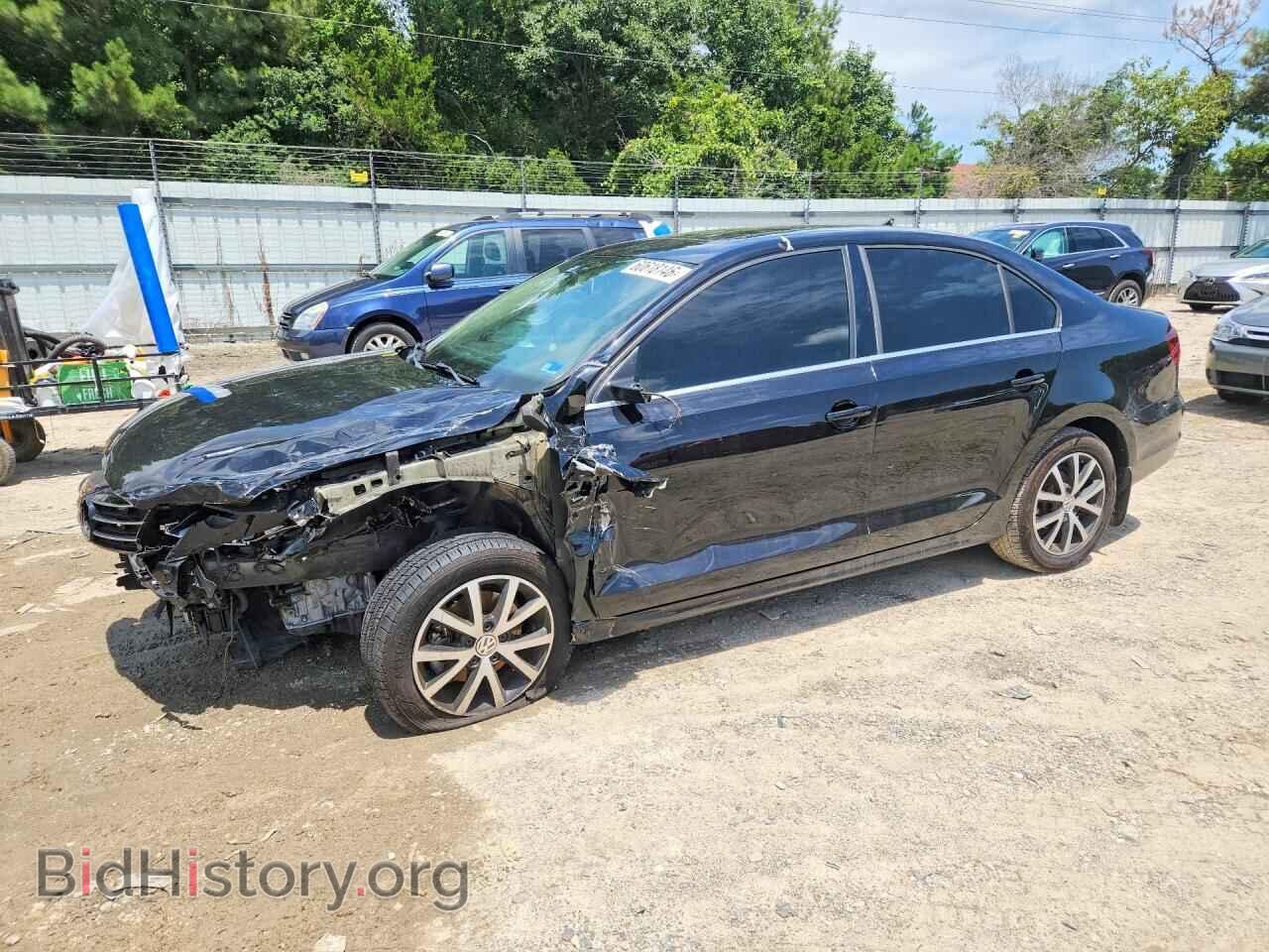 Фотография 3VWDB7AJ7HM308459 - VOLKSWAGEN JETTA 2017