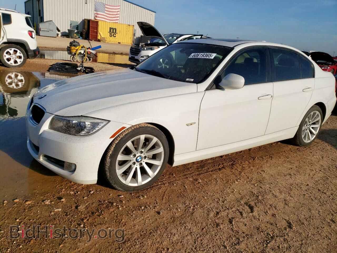 Фотография WBAPH5C57BA447804 - BMW 3 SERIES 2011
