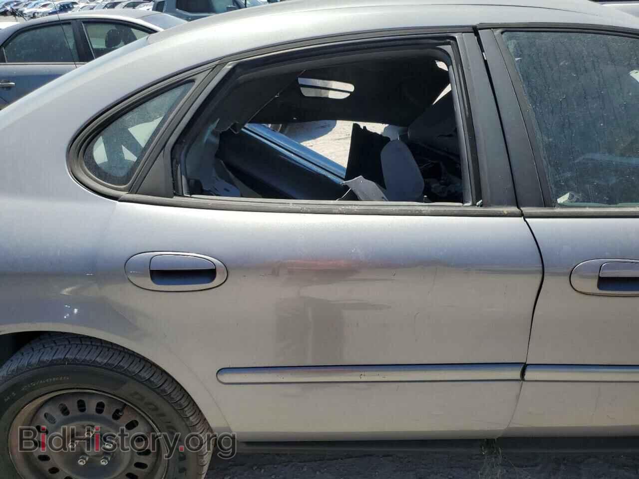 2007 FORD TAURUS - VIN: 1FAFP53U57A175100 - Фото 10