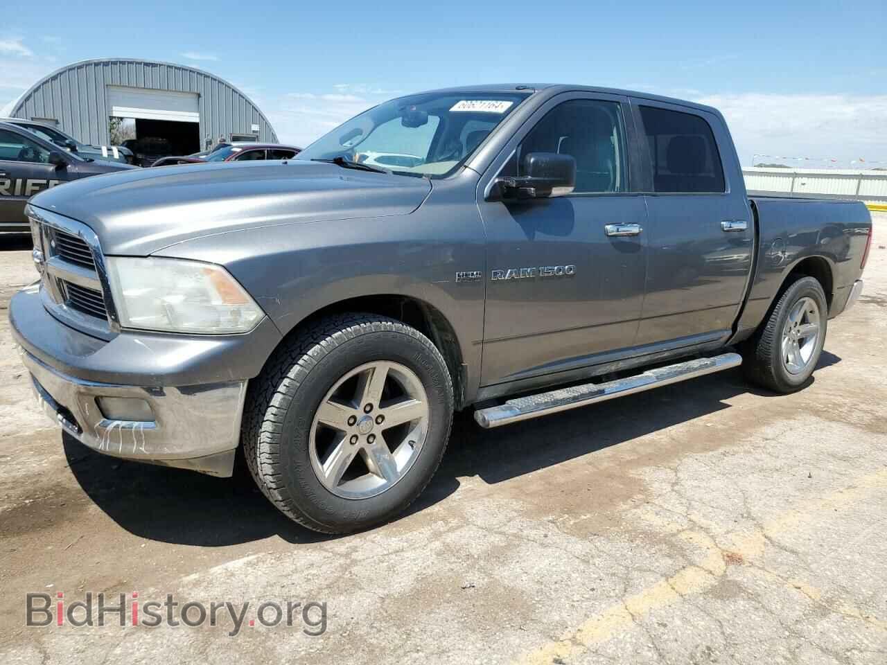 Photo 1D7RV1CT5BS659984 - DODGE All Models 2011