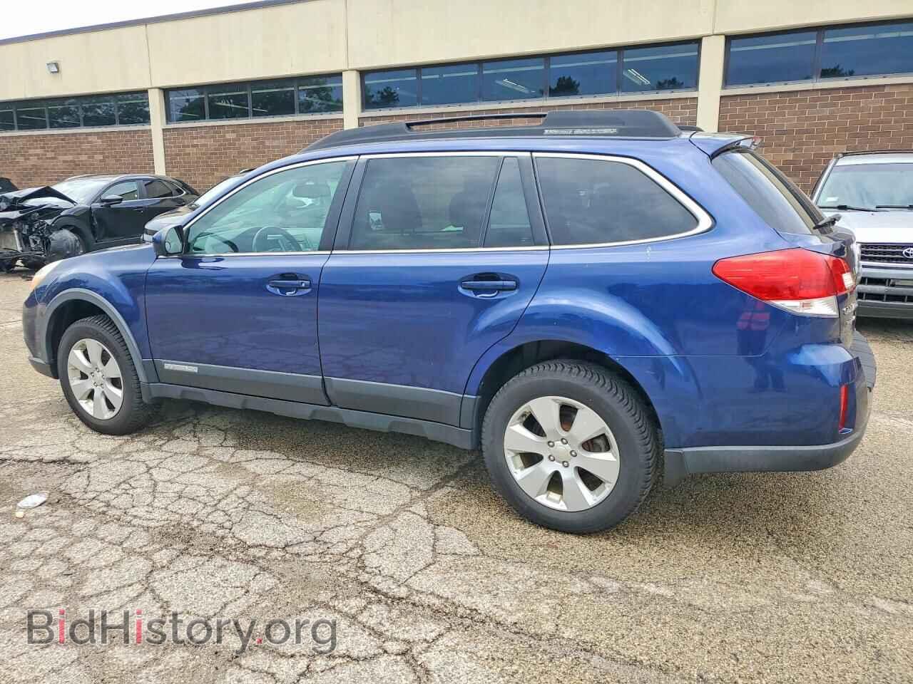 2011 SUBARU OUTBACK - VIN: 4S4BRBCC3B3442820 - Photo 2