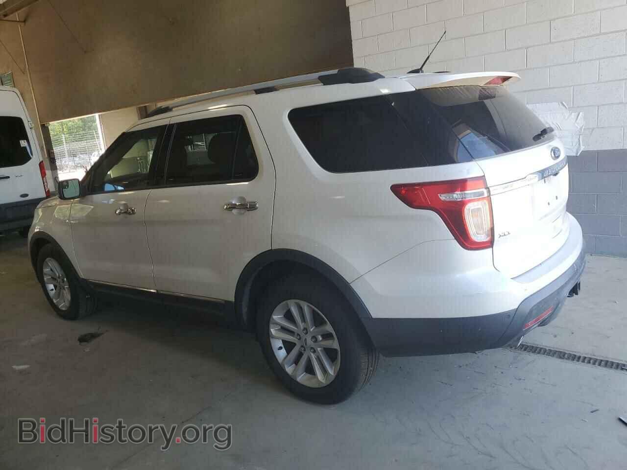 2011 FORD EXPLORER - VIN: 1FMHK7D82BGA29687 - Фото 2