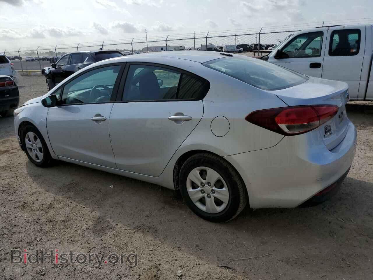 2017 KIA FORTE - VIN: 3KPFK4A79HE109812 - Фото 2