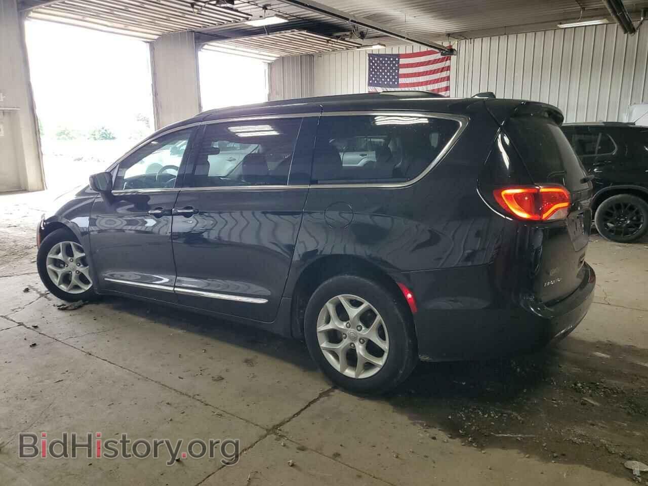 2017 CHRYSLER PACIFICA - VIN: 2C4RC1BG8HR820939 - Фото 2