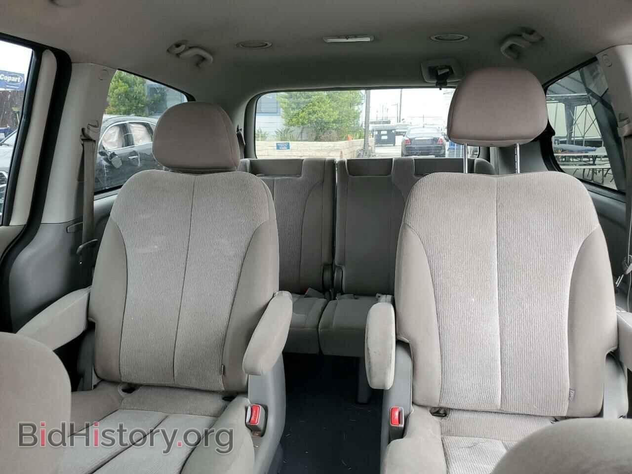 2012 KIA All Models - VIN: KNDMG4C7XC6424266 - Photo 10