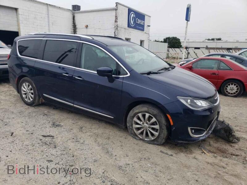 2019 Chrysler PACIFICA (VIN 2C4RC1BGXKR554136) — photo 4 of 14