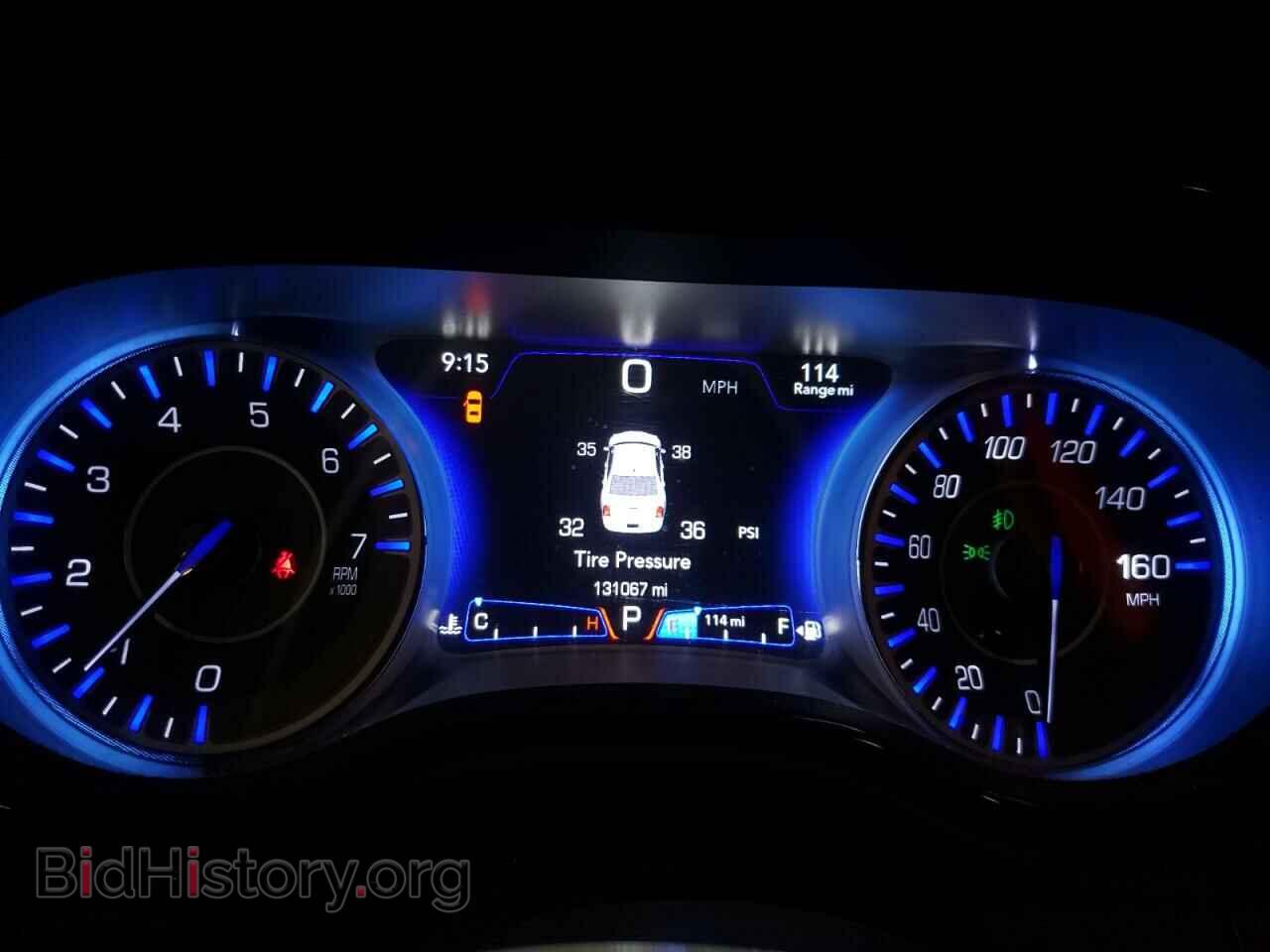 2015 CHRYSLER 300 - VIN: 2C3CCAGG6FH830830 - Photo 9