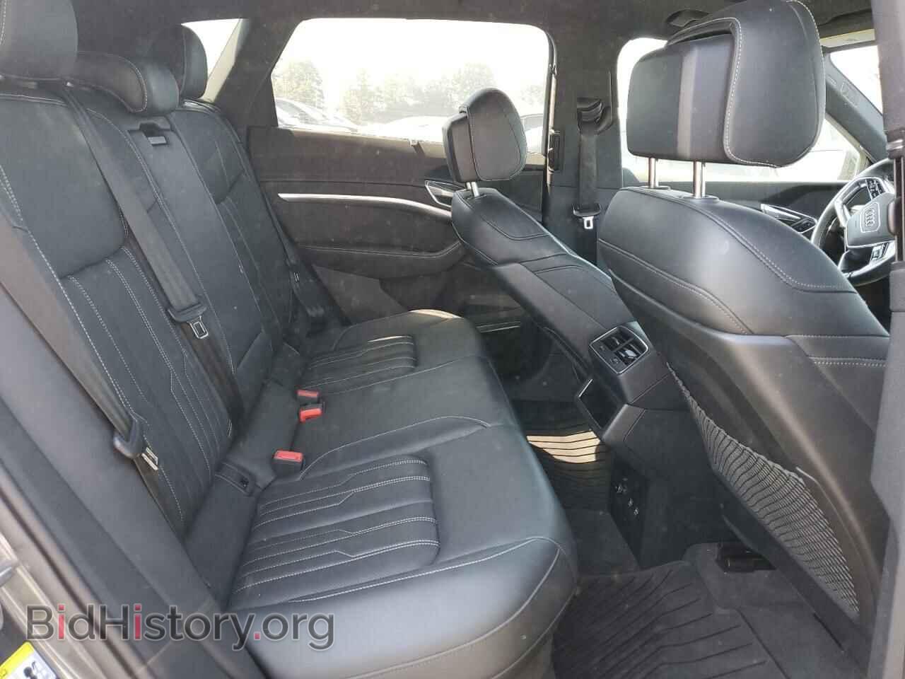 2019 AUDI E-TRON - VIN: WA1VAAGE2KB005891 - Photo 10
