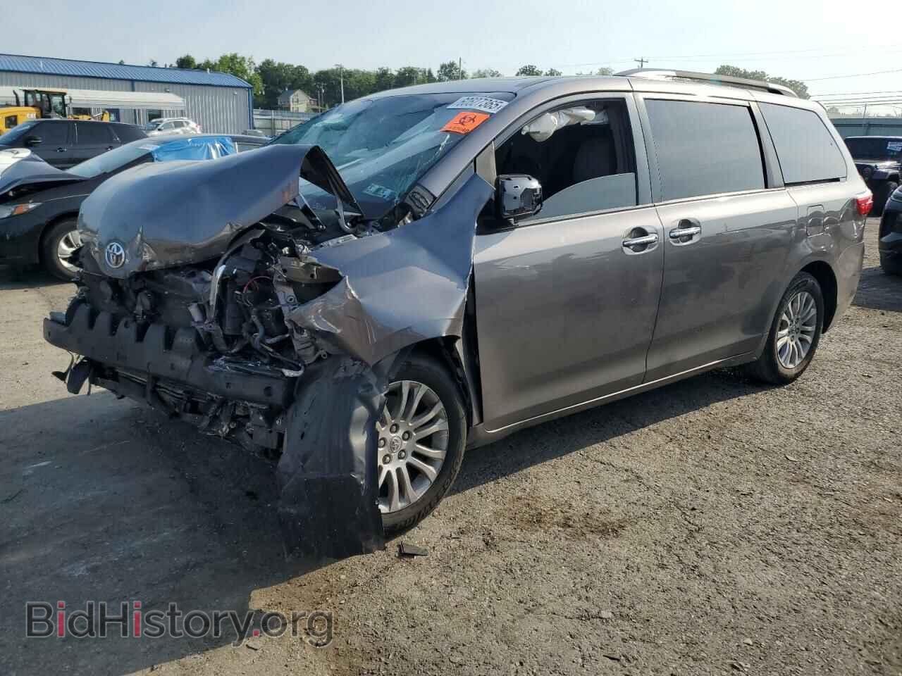 Photo 5TDYK3DC3FS618650 - TOYOTA All Models 2015