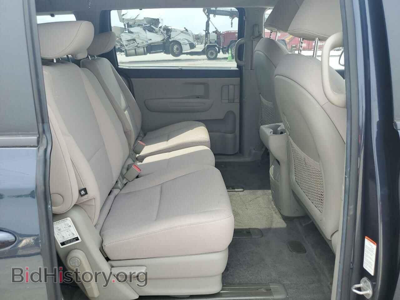 2016 KIA All Models - VIN: KNDMB5C10G6202020 - Фото 11