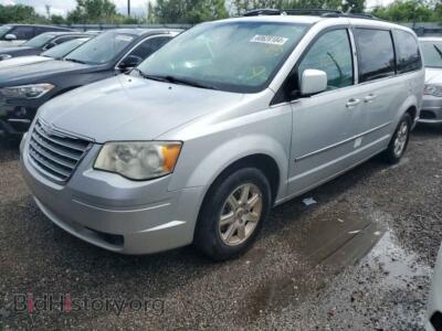 2010 Chrysler MINIVAN Touring, серебристый — VIN 2A4RR5D14AR271190, Copart