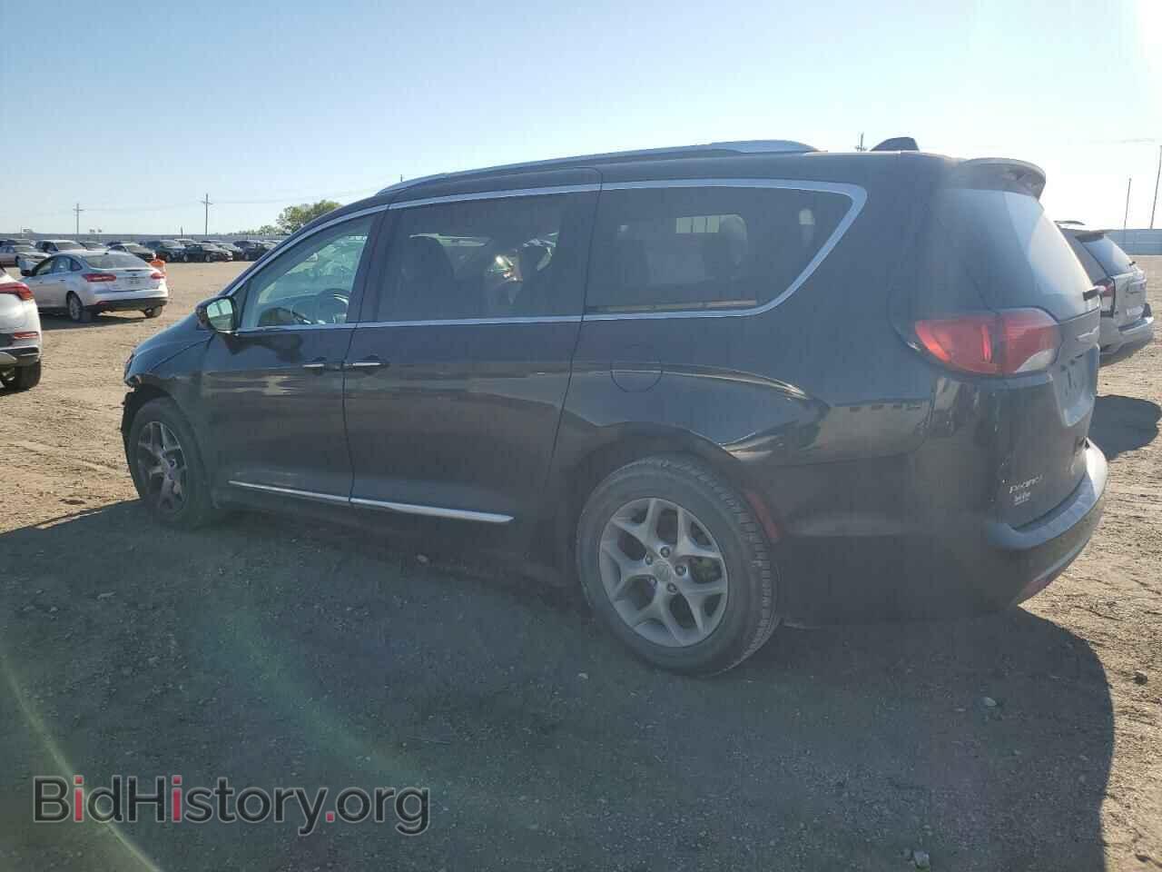 2017 CHRYSLER PACIFICA - VIN: 2C4RC1EG0HR763969 - Photo 2
