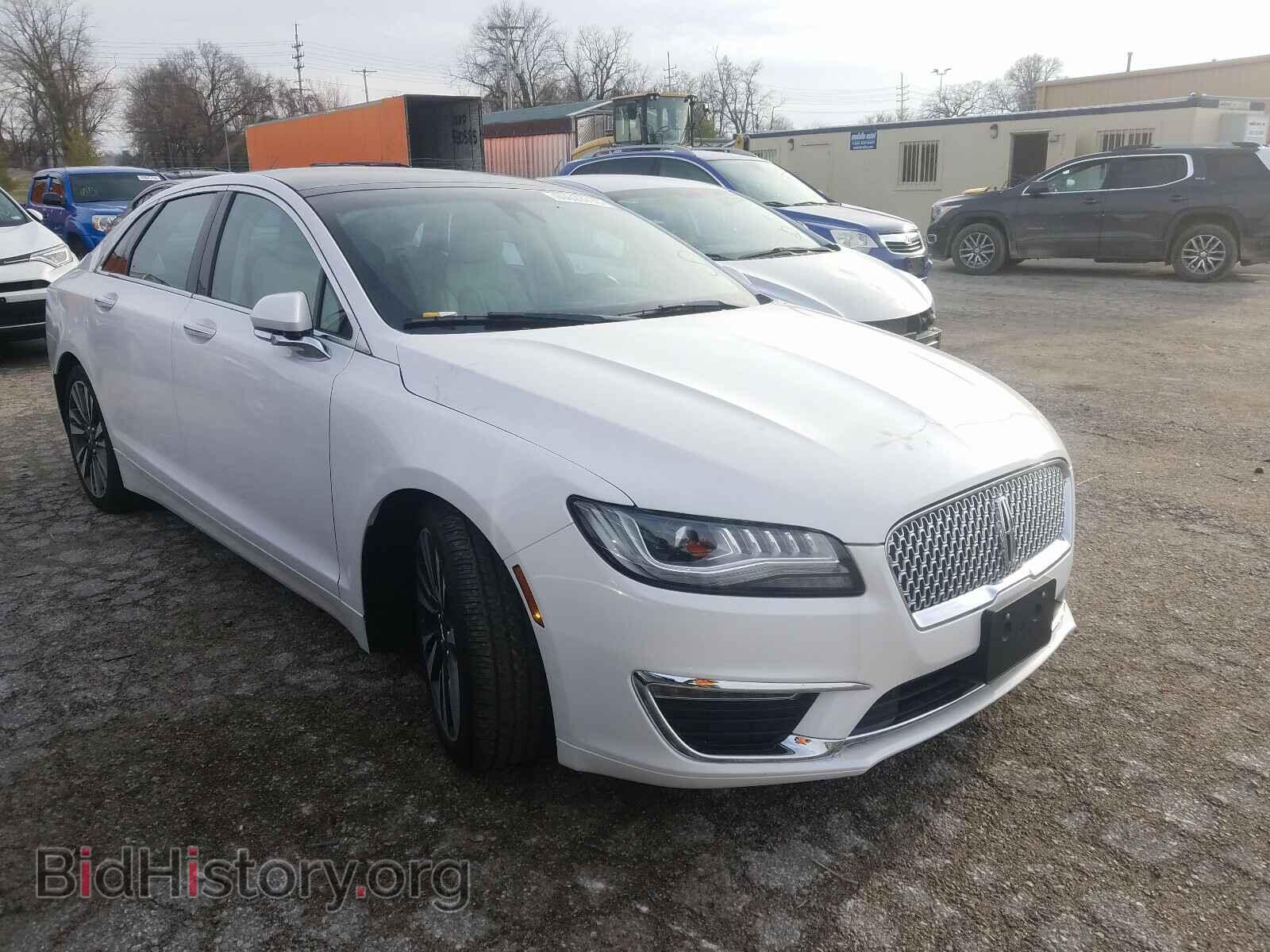 Фотография 3LN6L5E97HR618591 - LINCOLN MKZ 2017