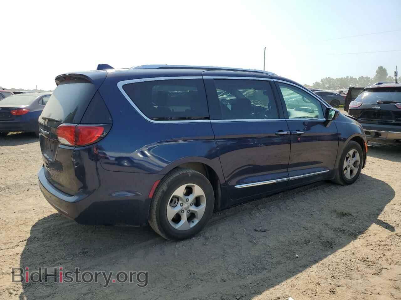 2017 CHRYSLER PACIFICA - VIN: 2C4RC1EG5HR722561 - Photo 3