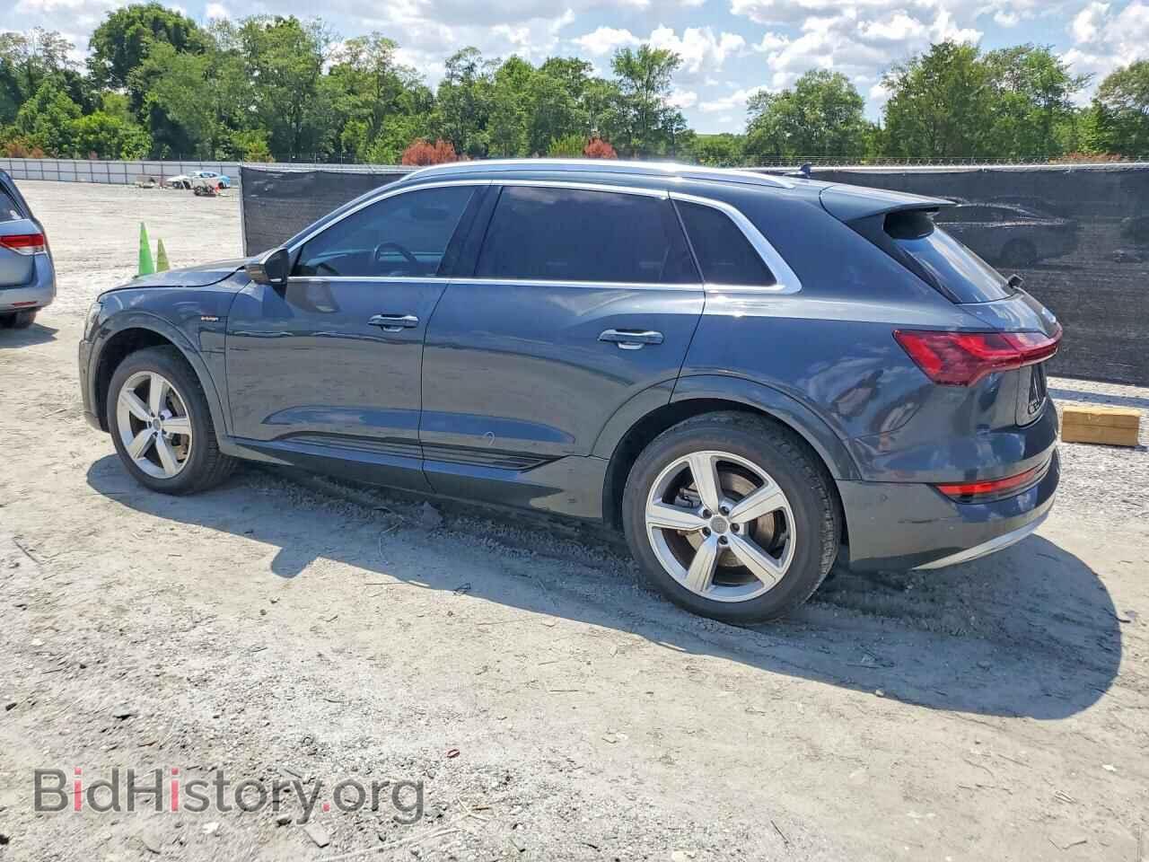 2019 AUDI E-TRON - VIN: WA1LAAGE7KB024783 - Photo 2