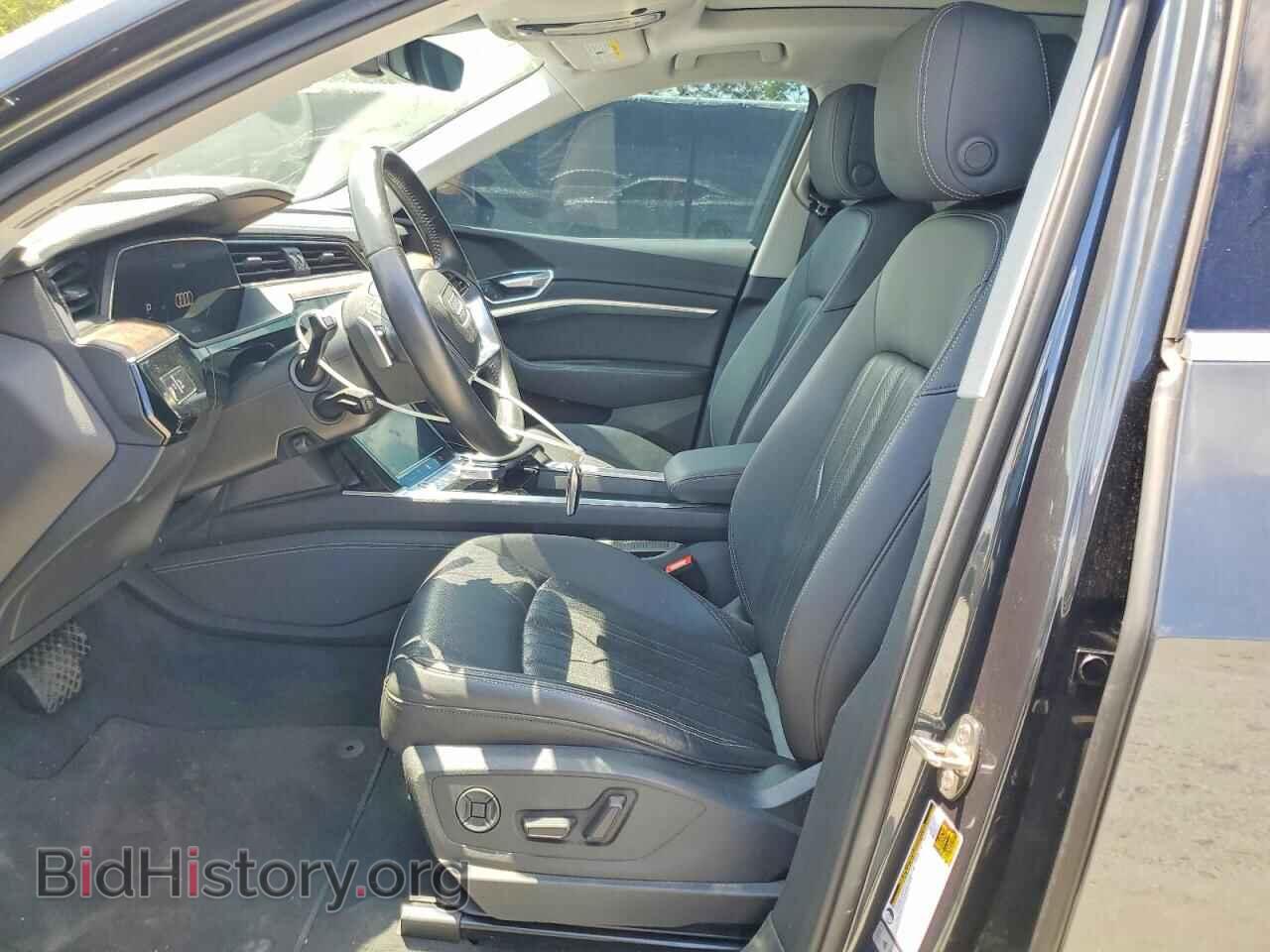 2019 AUDI E-TRON - VIN: WA1LAAGE7KB024783 - Photo 7