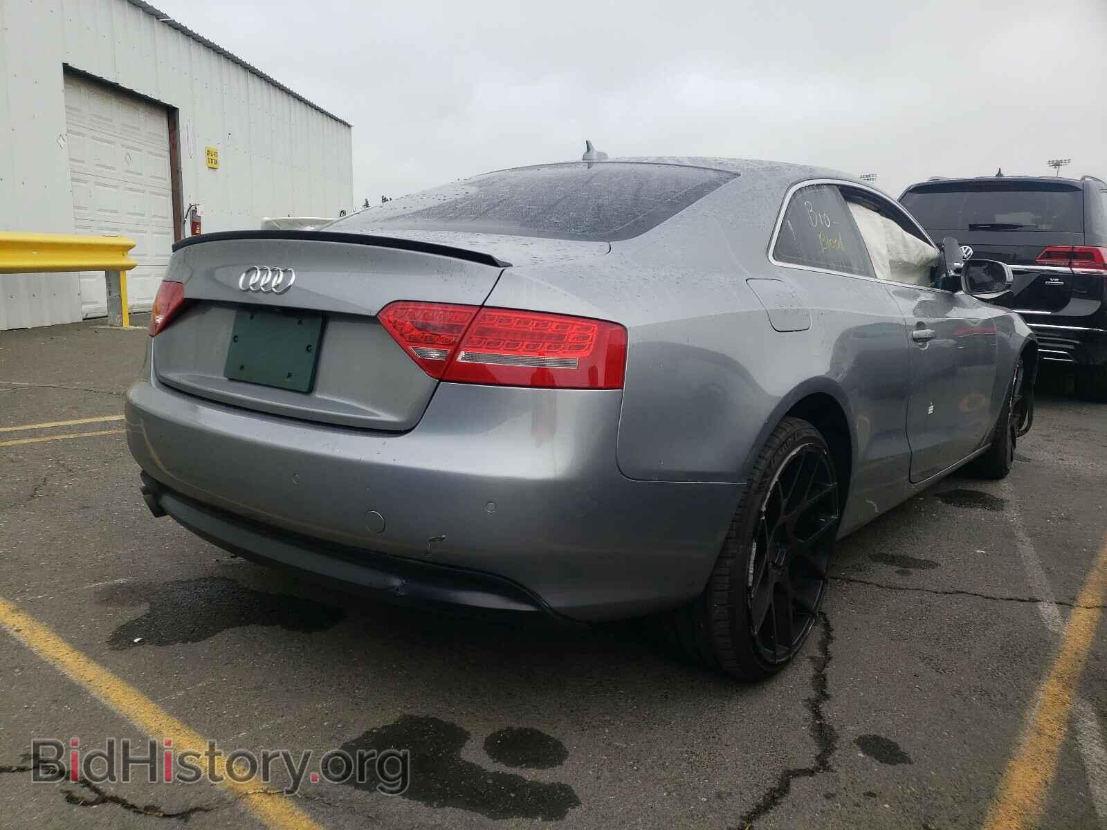 2010 AUDI A5 - VIN: WAULFAFRXAA006050 - Фото 4