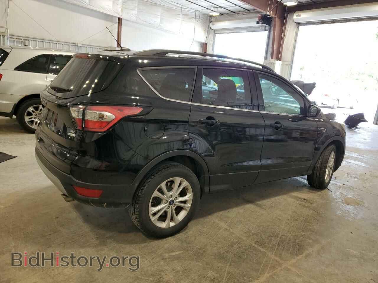 2017 FORD ESCAPE - VIN: 1FMCU0GD7HUC22450 - Фото 3