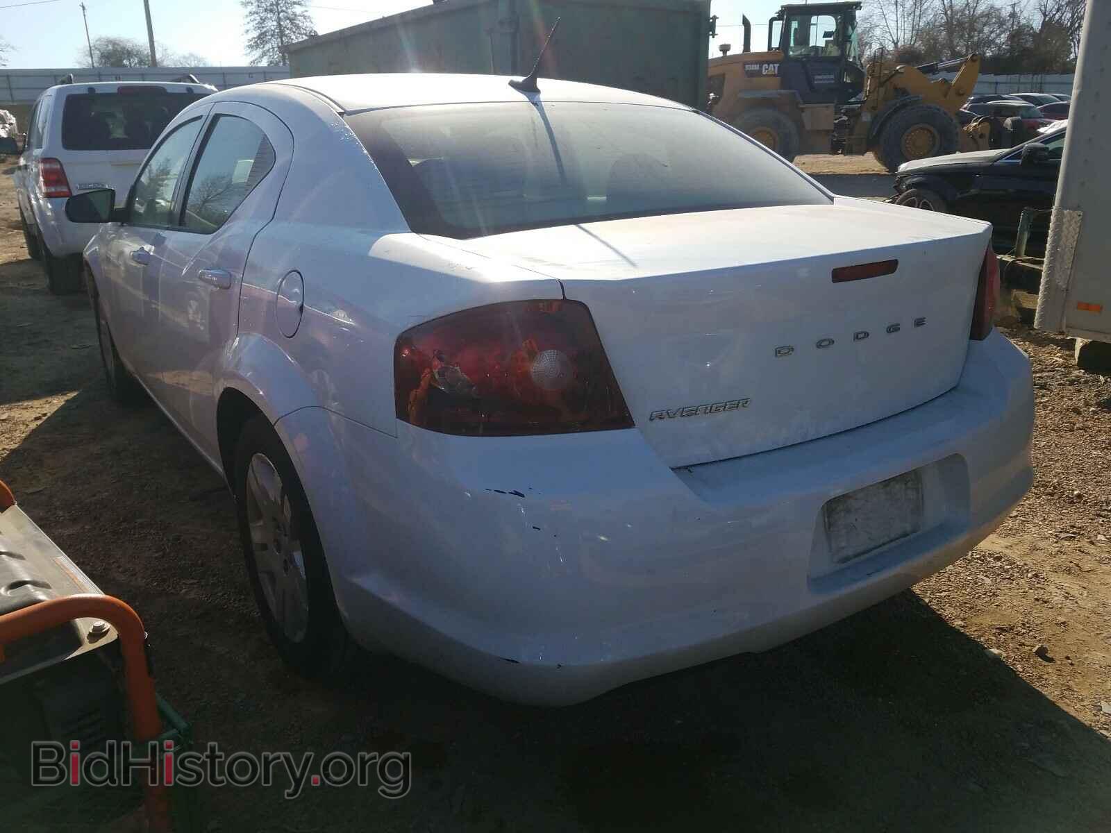 2011 DODGE AVENGER - VIN: 1B3BD4FB1BN556211 - Фото 3