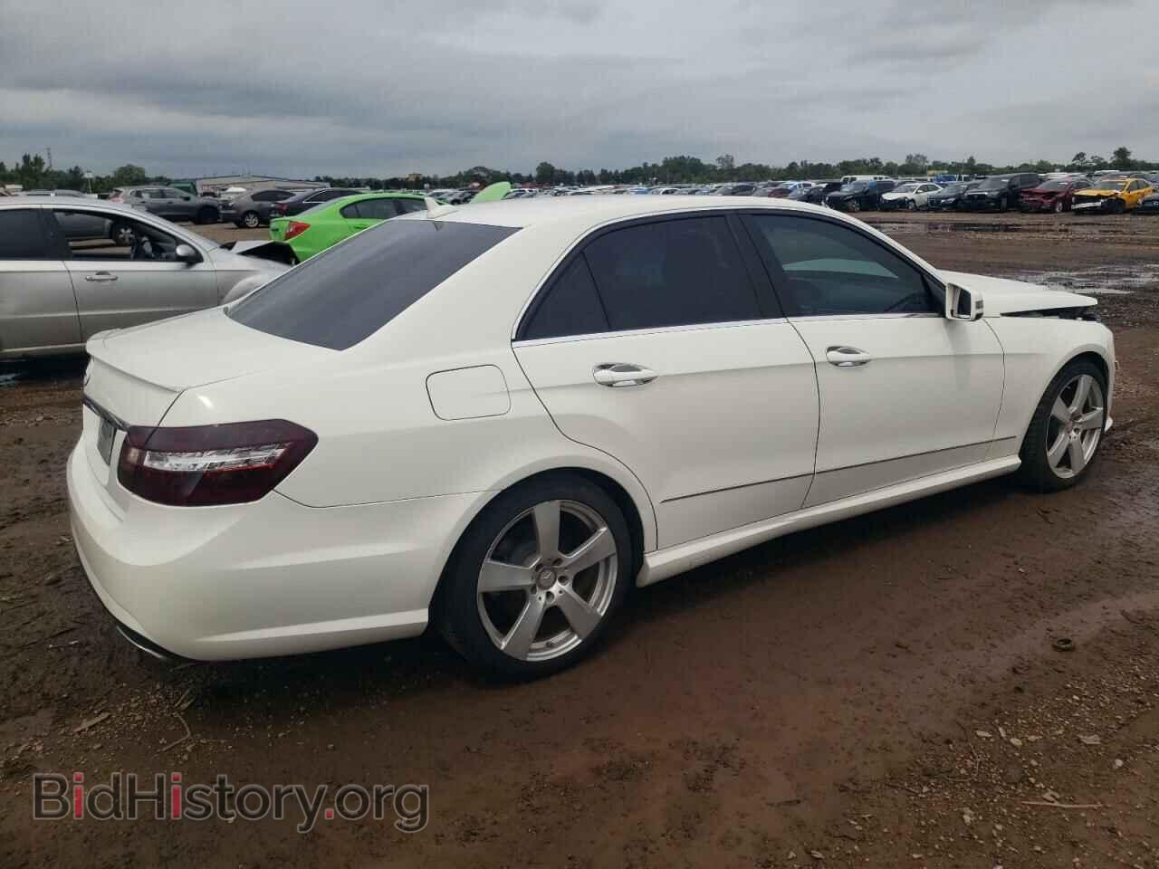 2011 MERCEDES-BENZ E-CLASS - VIN: WDDHF8HB6BA425344 - Фото 3