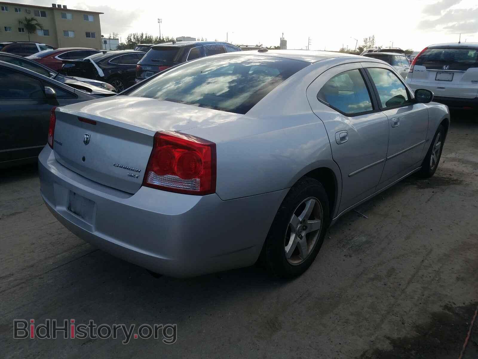 2010 DODGE CHARGER - VIN: 2B3CA3CV0AH194501 - Фото 4