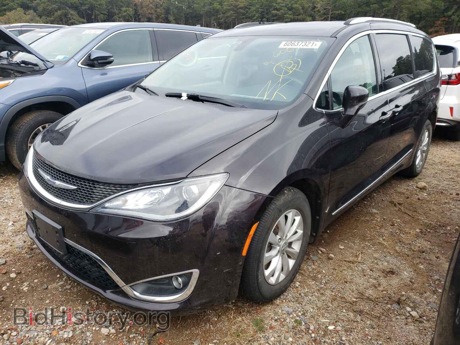 2019 CHRYSLER PACIFICA - VIN: 2C4RC1BG4KR575869 - Фото 2