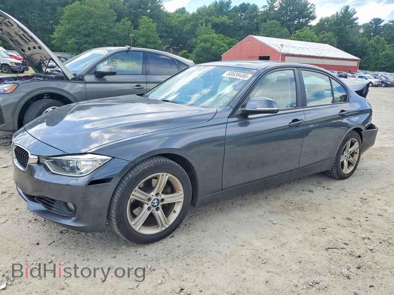 Photo WBA3B3C55DF539990 - BMW 3 SERIES 2013