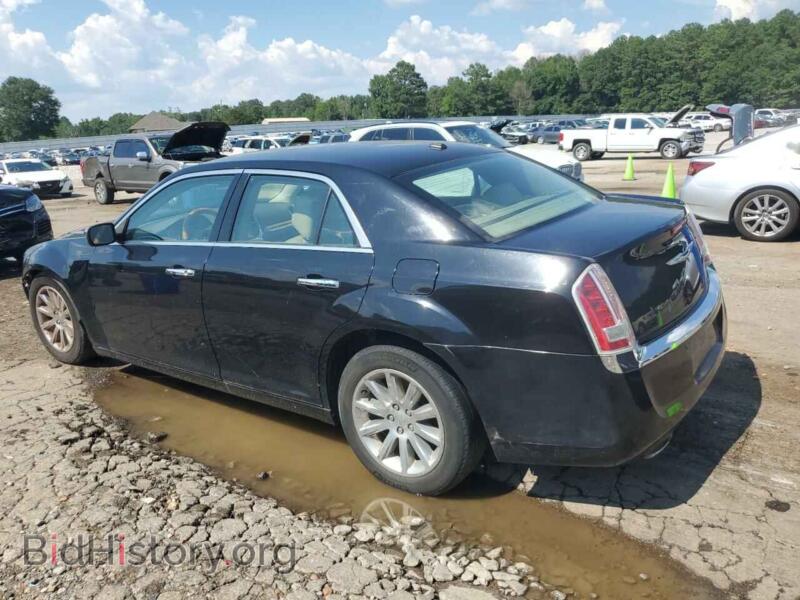 2012 Chrysler 300 (VIN 2C3CCAET9CH174506) — фото 2 из 12