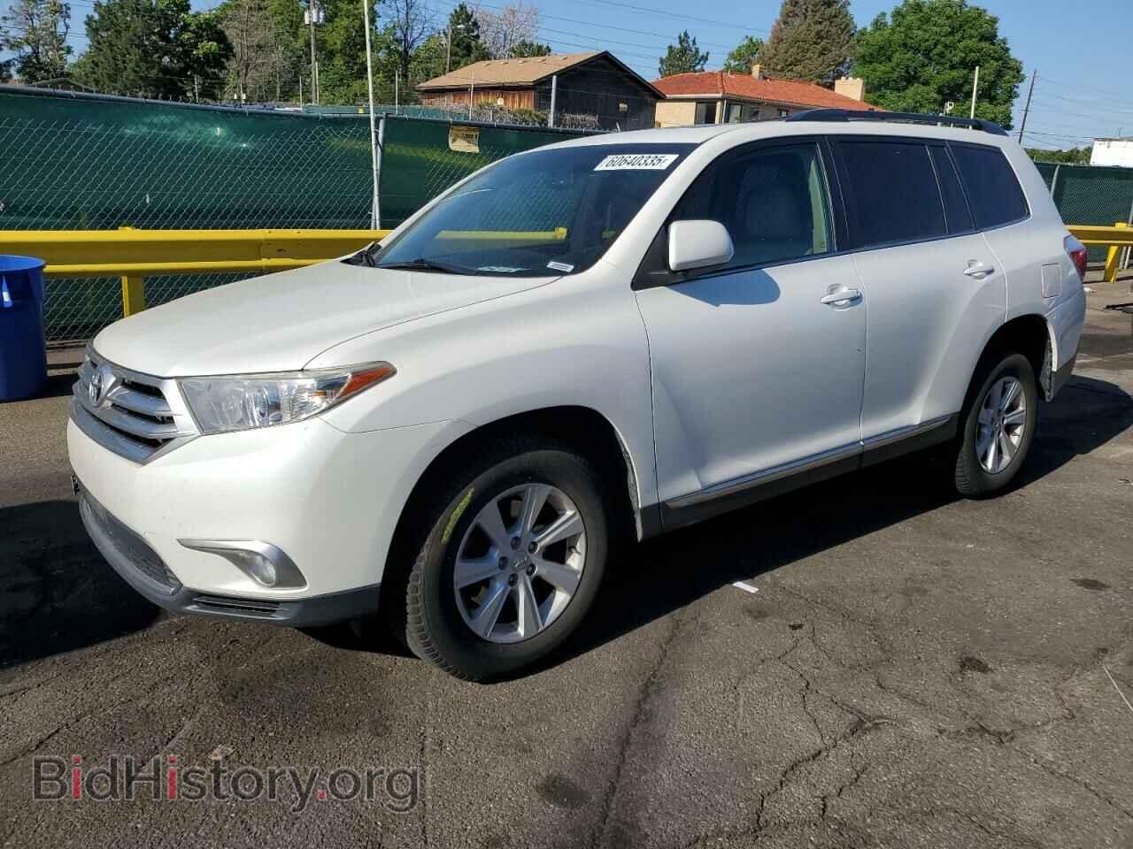 Photo 5TDBK3EH7BS064295 - TOYOTA HIGHLANDER 2011